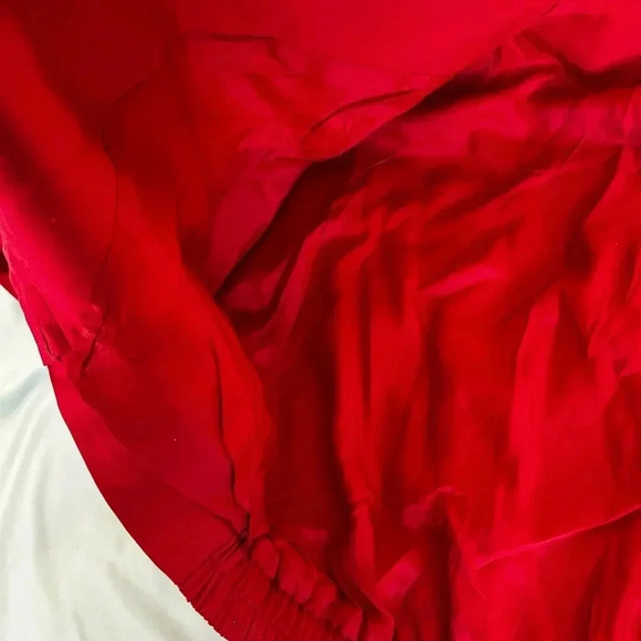 VTG 80’s/90’s Bergdorf Goodman 100% Wool Cropped Red Blazer. Buttoned. Size: S. - Picture 11 of 14